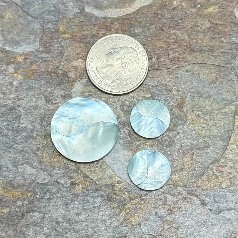Set of cabochons