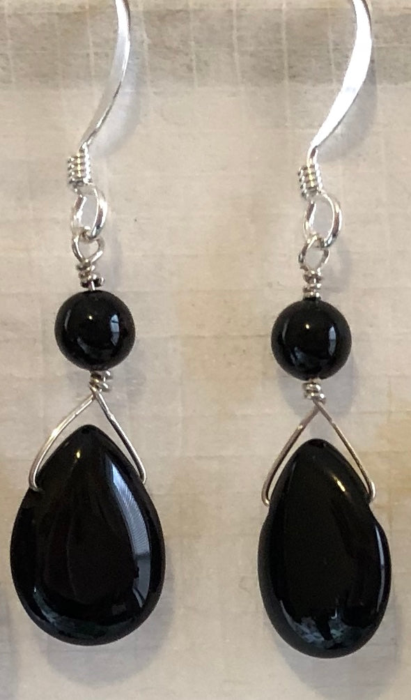 Class: Beginner Wire Wrap Earrings - Briolette Wrap, November 14, 11:30 - 1:30