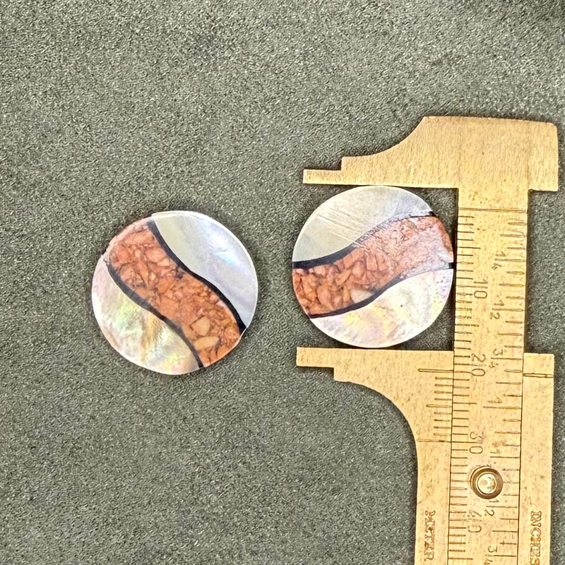 7-01-10 Vintage Philippine Shell Cabochon