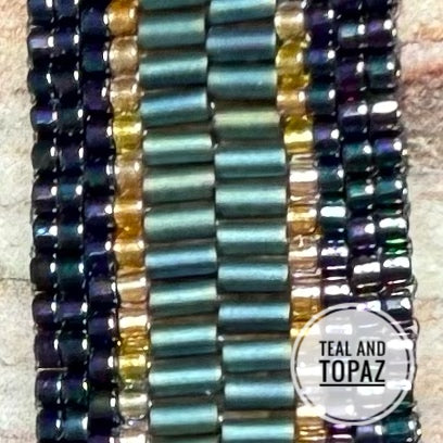 close up of a section of the bracelet that this kit makes in the kit color Teal and Topaz